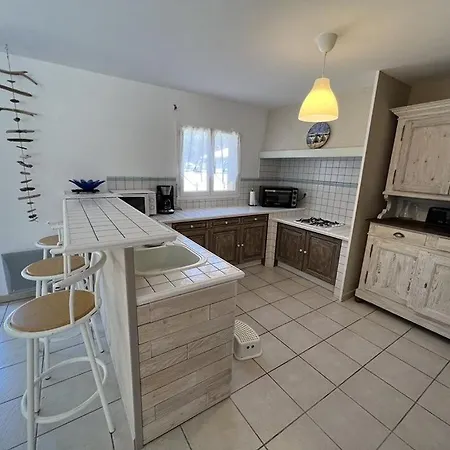 La Grande Combe - 012 - Agreable Dans Quartier Calme De Soulac/mer Mae-3721 Villa